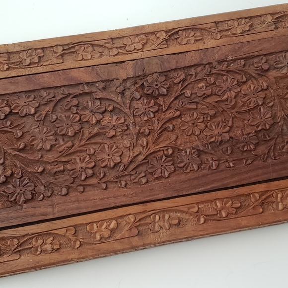 Antique Carved Wooden Elephant and Floral Expandable Book Holder from India - Picture 12 of 16